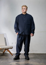 画像をギャラリービューアに読み込む, 【即納商品 7/25(土)19:00-発売】STRETCH AIR BAND COLLAR SHIRT NAVY