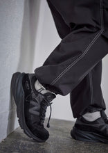 画像をギャラリービューアに読み込む, CLEAN TECH TWILL JOGGER PANTS BLACK
