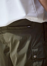 画像をギャラリービューアに読み込む, 【即納商品・数量限定 6/19(木)19:00-発売】SO STRETCH NYLON CARGO SHORTS BLACK