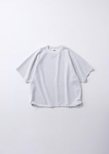 画像をギャラリービューアに読み込む, 【数量限定・予約商品 3/25(水)19:00-発売】COTTON PONTE RAGLAN T-SHIRT LIGHT GREY