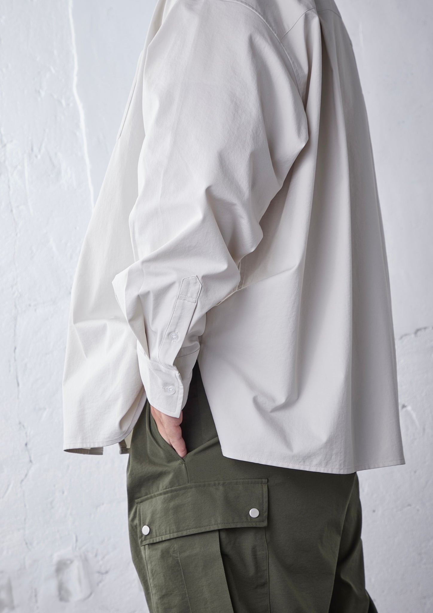 carorie clean tech twill relax shirt 黒L