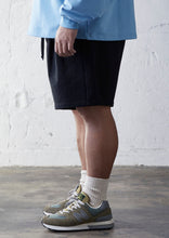 画像をギャラリービューアに読み込む, 【予約商品】OVER SIZE SWEAT SHORTS BLACK

