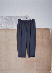 LIGHT PONTE TAPERED PANTS BLACK