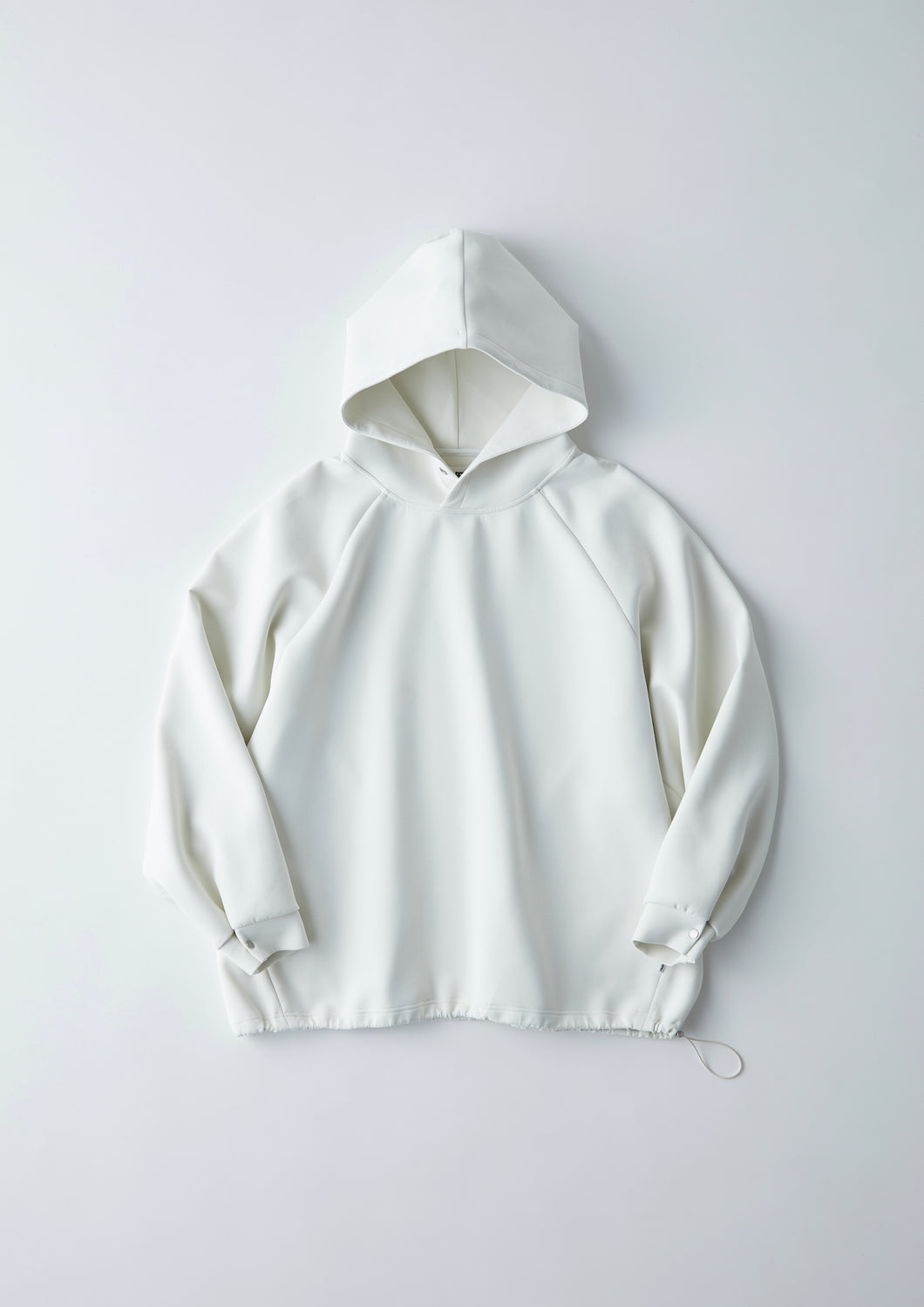 【数量限定･予約商品 8/28(木)19:00-発売】LIGHT PONTE HOODIE ECRU