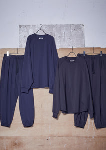 【予約商品 9/12(木)19:00-発売】SUPERB RELAX JOGGER PANTS NAVY