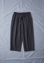 画像をギャラリービューアに読み込む, 【予約商品 8/15(木)19:00-発売】CLEAN TECH TWILL WIDE PANTS BLACK
